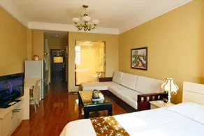 Yi Zheng Holiday Hotel - Image 2