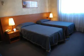 Hotel Lincoln - Image 5