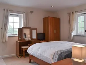 Aprils Cottage - Image 2