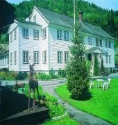 Ulvik - Image 2