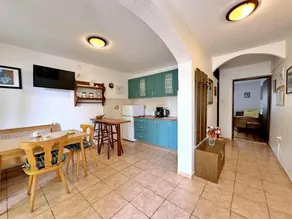 Apartments Zlatica - Image 3