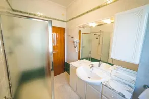 Hotel Grand Prix - Image 2