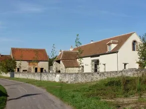 Luxurious Farmhouse in Braize - Image 2