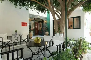 Golden Sun Hotel - Image 2