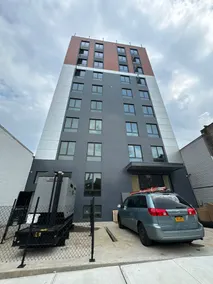 LUX HOTEL - Image 4