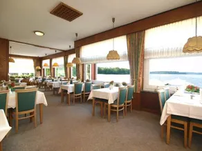 Uklei-Fahrhaus Hotel Garni - Image 2
