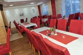 Hotel Hubertus - Image 3