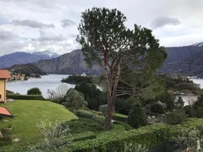 Big Apartment with Lake View and Three Bedrooms - Image 4