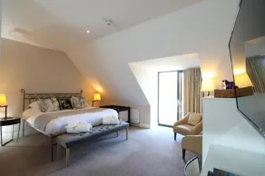 St Mary's Inn - Image 2