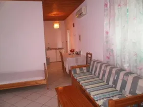 Alpha Apartments - Image 3