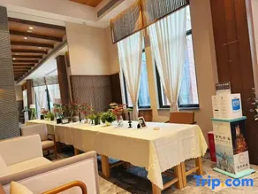 Longhu Inn - Image 4