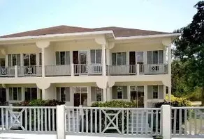 The Royale Hummingbird Resort - Image 1