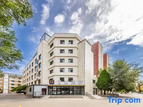 7 Days Inn (New 7 Days Inn Xining Museum Wuyue Plaza Branch) - Image 3