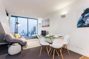 Complete Host Aqualuna Apartments - Image 5