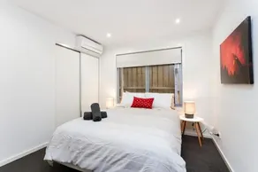 Complete Host Richmond Townhouse Collection - Image 4