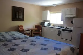 Rally Point Inn And Pub - Image 2
