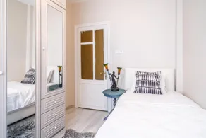 Centrally Located Flat In Besiktas - Image 4
