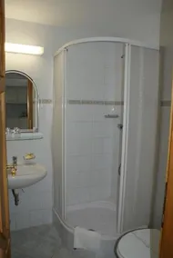 Riviera Park Hotel - Image 2