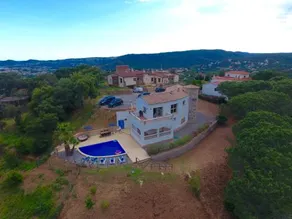 Tree House Villa - Image 2