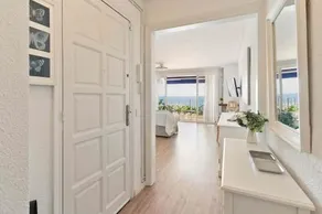 Apartamento Primera Linea de Mar con Espectaculares Vistas - Image 2