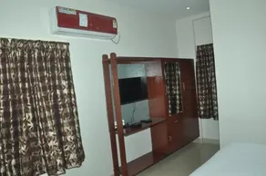 Laven Hotels - Image 2