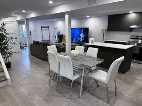 New Spacious 2BR Apt Thornhill - Image 4
