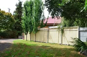 Gellibrand River Gallery Accommodation - Image 3