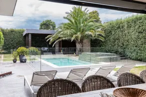 Peninsula Villa Retreat With Pool Hot Tub - Image 3