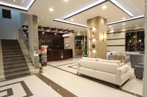 Terhal Hotel Suites - Image 2