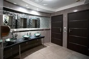 Hotel Gold - Image 5
