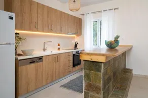 Sea View Apartment in Malia - Image 3