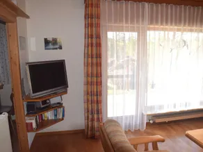 Holiday home in F ssen with garden - Image 4