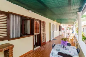 Apartments And Room Bluemoon - Image 4