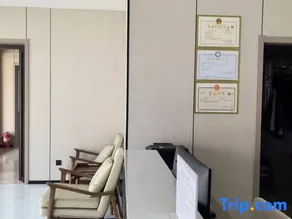 HONGRUN HOTEL - Image 4