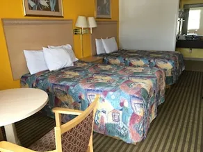 Fairway Inn - Image 2