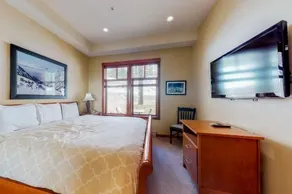 Eagle Springs East 107: Lady Fern Suite - Image 3