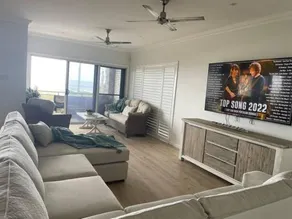 Beach House on Stockton Beach, Newcastle - Image 3