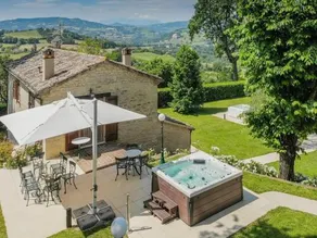 Countryside Villa in Sant'Ippolito with Swimming Pool - Image 4