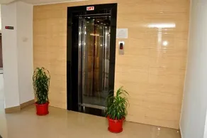 Hotel Mayur Residency - Image 2