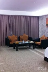 Berlin Holiday Hotel Dongguan - Image 3