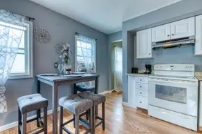 Humble home with free breakfast offered if requested - Image 2