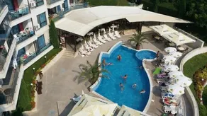 Royal Cove - Image 5
