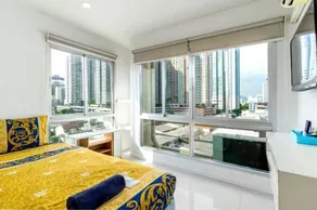 Right Place Sathorn - Image 4