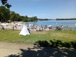 Bel appartement T2 près du lac avc un parking privé - Image 3