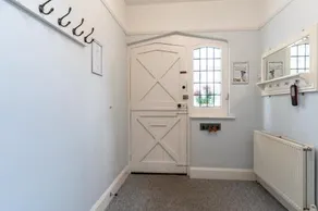 Hillview House - Image 4
