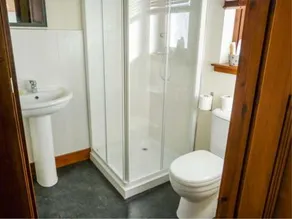 Coast House - Image 3