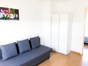 Beautiful Modern Apartment - Image 3