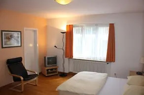 Swiss Star Boardinghouse - Image 4