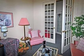 Sommerville Court Motel Bed And Breakfast - Image 2