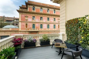 The H'All Tailor Suite - Image 4